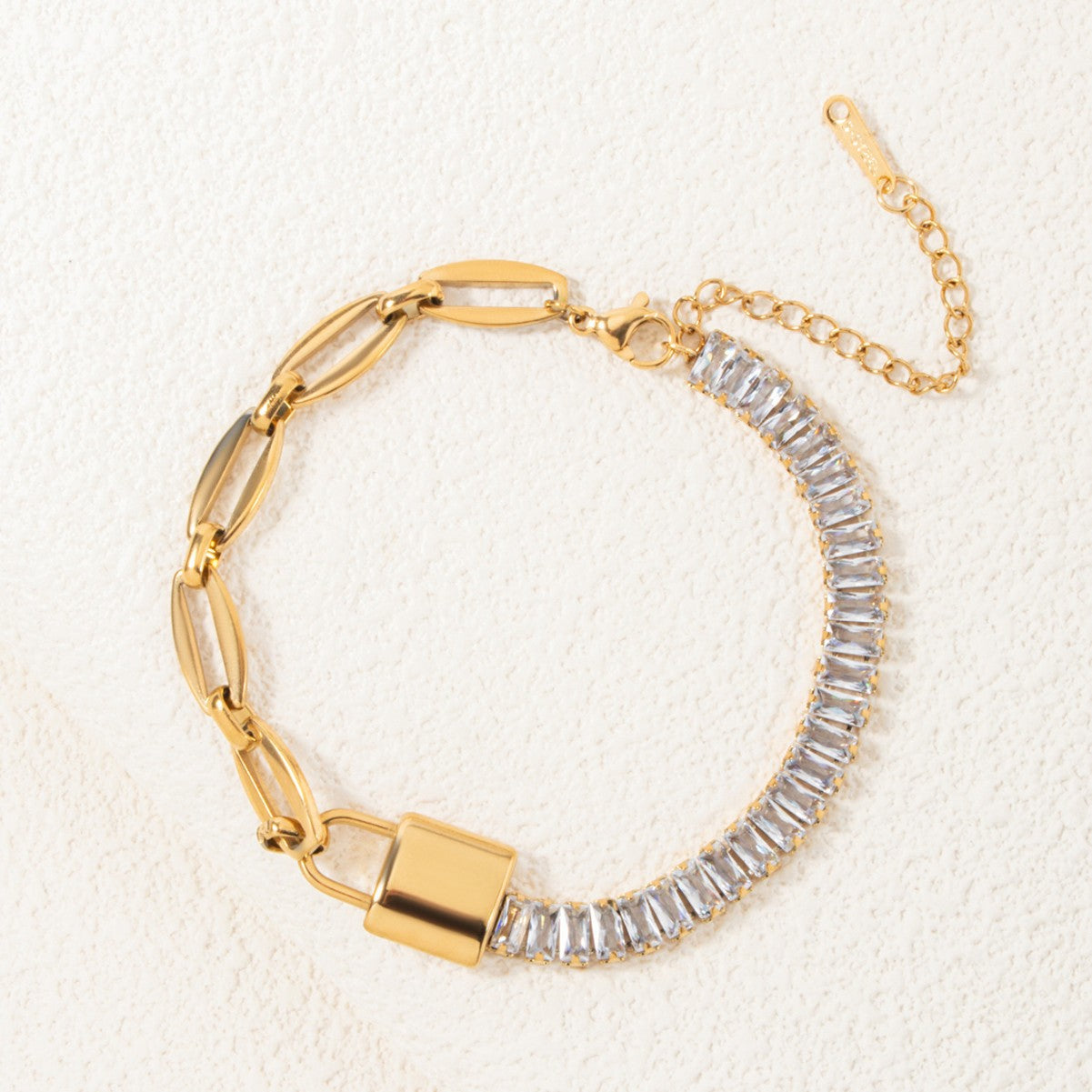 Zuri Knot Link Bracelet