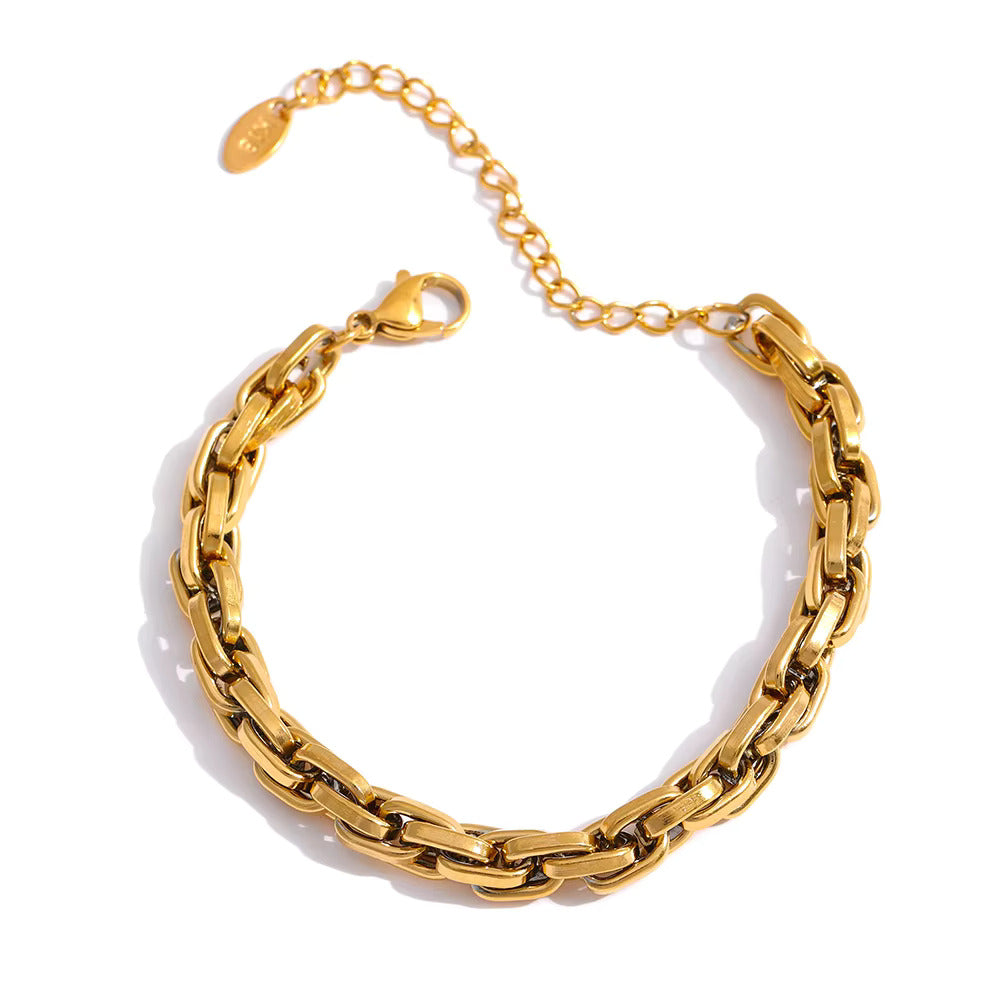 Zaya Bold Chain Bracelet
